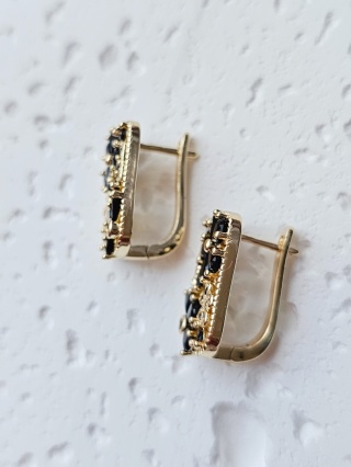 Kolczyki czarny kwiatek