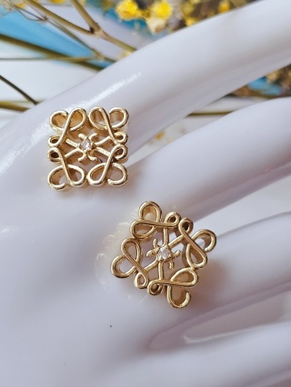 Kolczyki kwadratowe ażurek cyrkonia