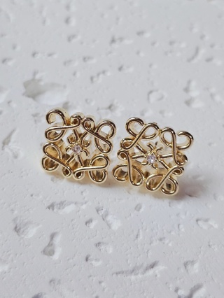 Kolczyki kwadratowe ażurek cyrkonia